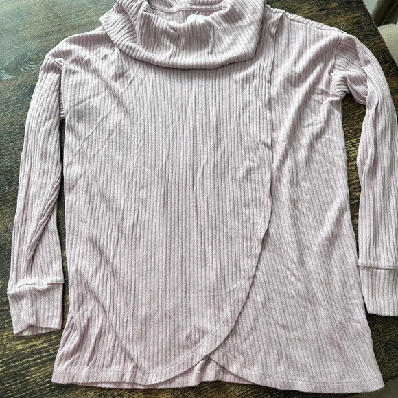 Medium Nursing & Maternity Sweater - Picture 1 of 4